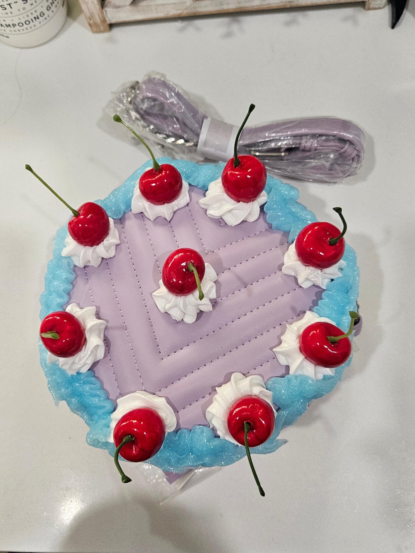 Cake purse