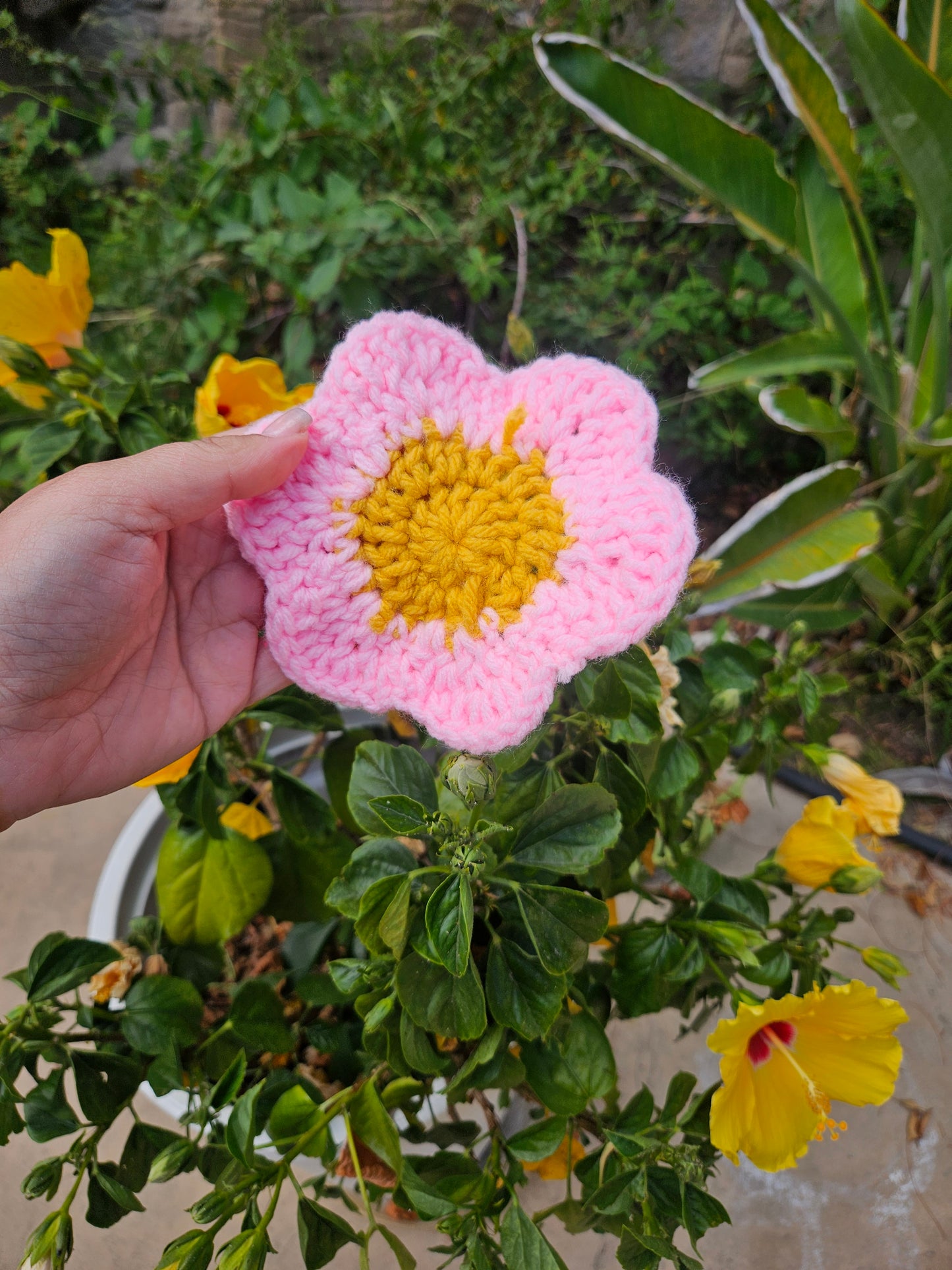 Light pink single flower coaster