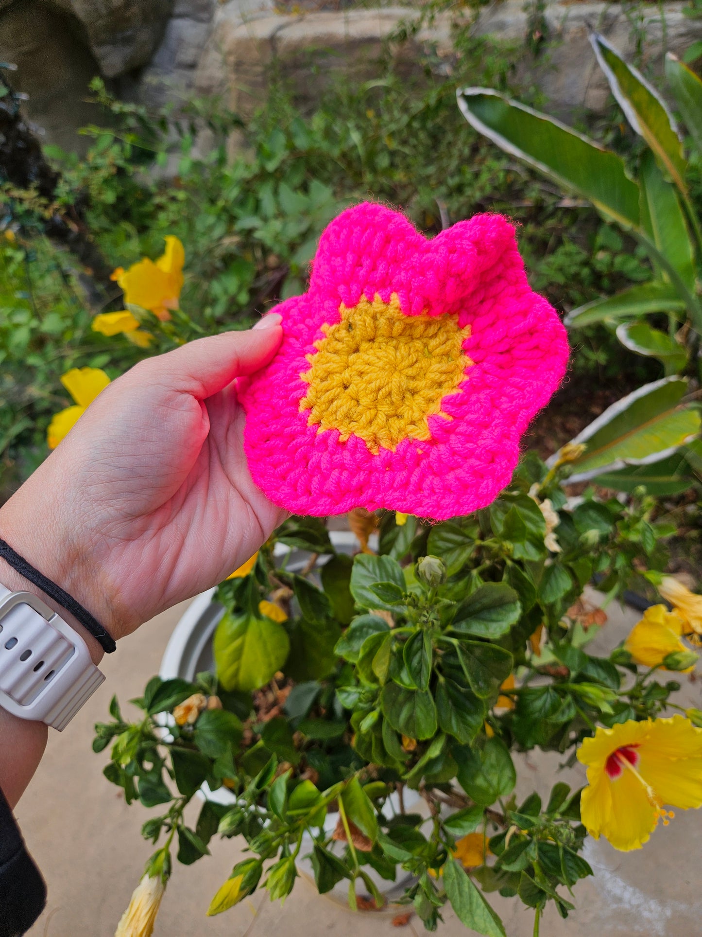 Hot pink single flower coaster